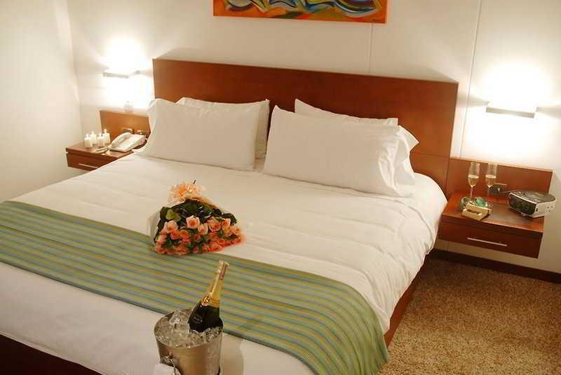Nh Bogota Pavillon Royal Hotel Ngoại thất bức ảnh