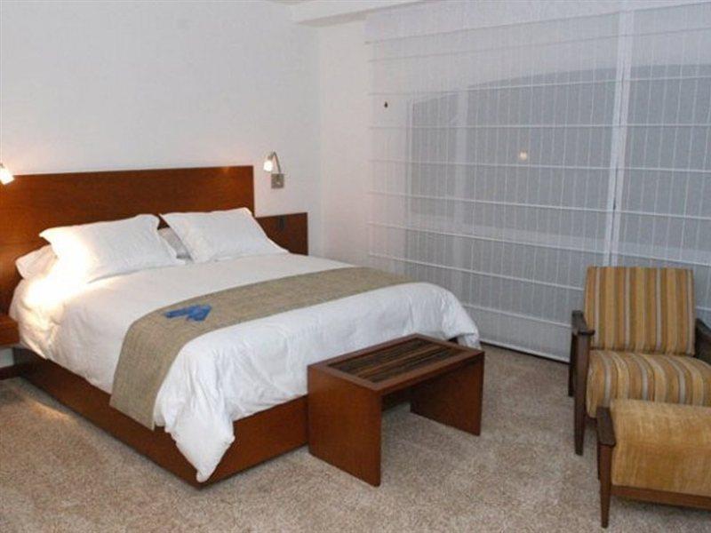 Nh Bogota Pavillon Royal Hotel Ngoại thất bức ảnh