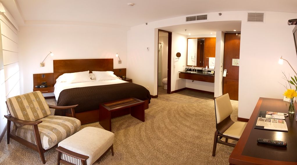 Nh Bogota Pavillon Royal Hotel Phòng bức ảnh