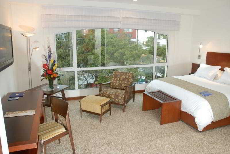 Nh Bogota Pavillon Royal Hotel Ngoại thất bức ảnh